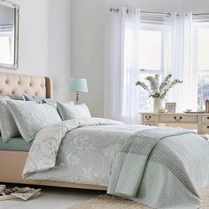 Laura Ashley Dekbedovertrek lits-jumeaux Josette Duckegg 230cm x 220cm Laura Ashley Dekbedovertrek lits-jumeaux Josette Duckegg 230cm x 220cm