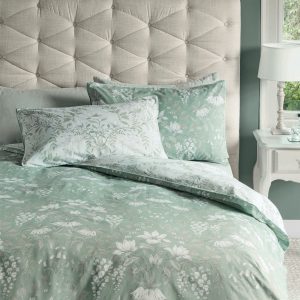 Laura Ashley Dekbedovertrek tweepersoons Parterre Sage 200cm x 200cm Laura Ashley Dekbedovertrek tweepersoons Parterre Sage 200cm x 200cm