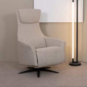 LABEL51 Elektrische Fauteuil Lund – Naturel/Zwart – 74x83x112cm LABEL51 Elektrische Fauteuil Lund – Naturel/Zwart – 74x83x112cm