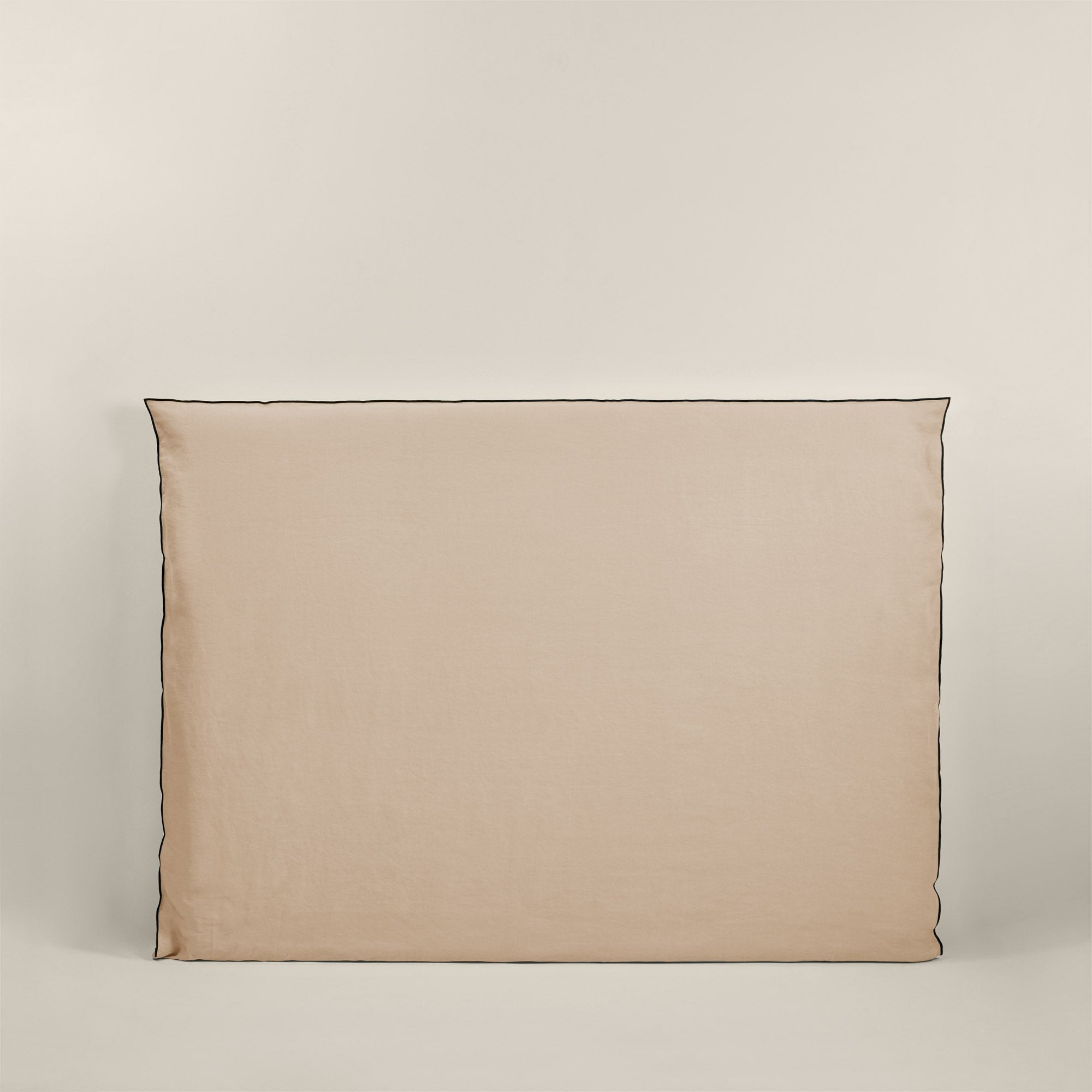 Madura Hoes voor hoofdbord Carlina zandhommel en zwarte hommel 170x134