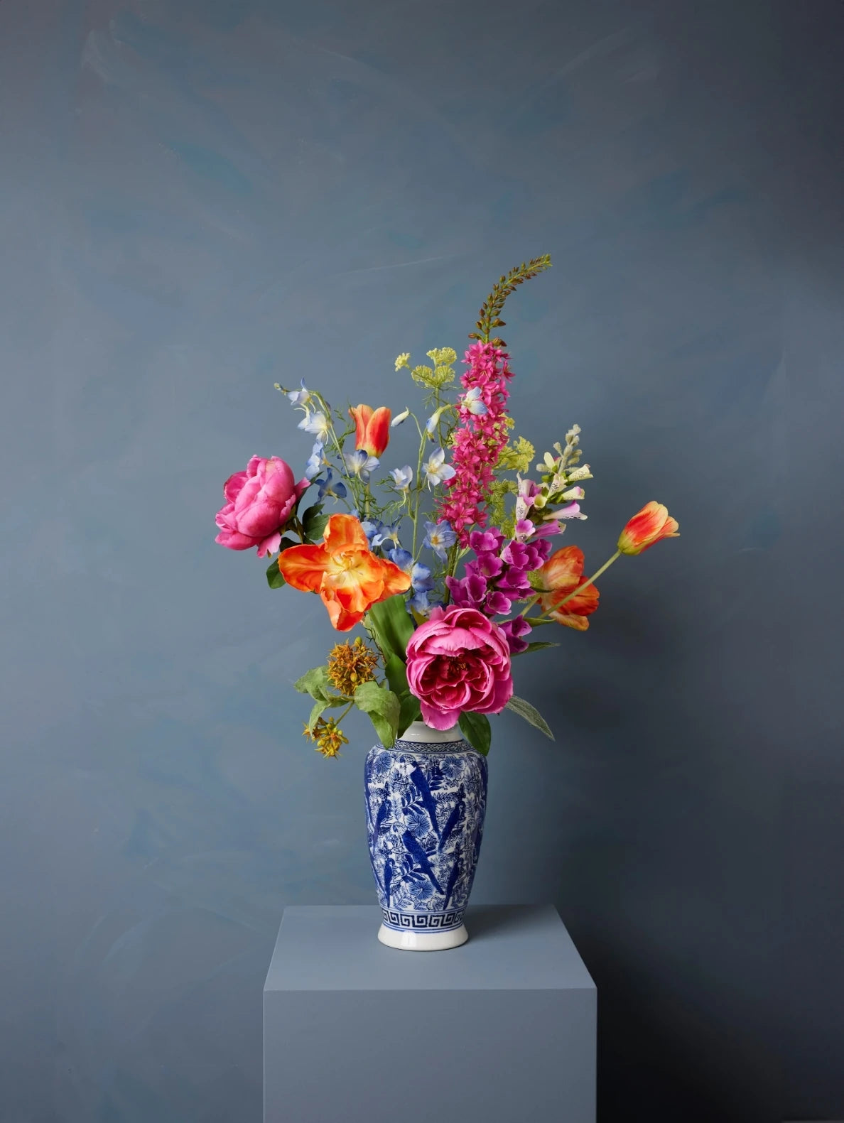 Madame Fleurie Floral Symphony Grande Boeket inclusief Vaas – Luxe Zij