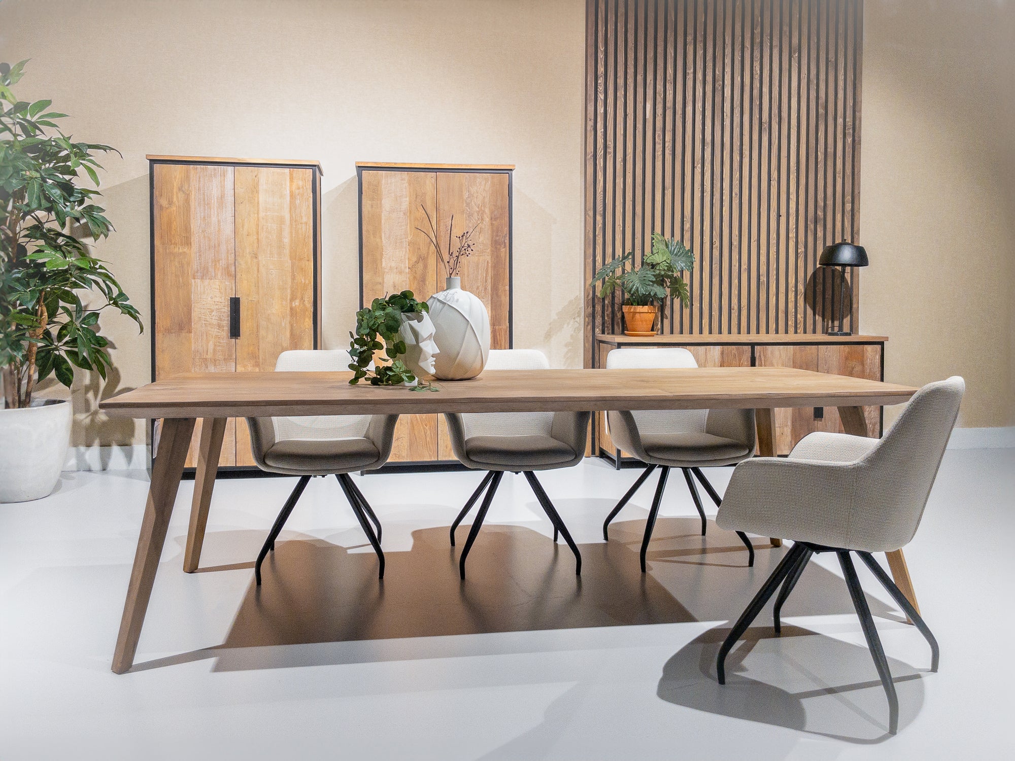 Livingfurn eetkamertafel Tomar - 260cm - teakhout