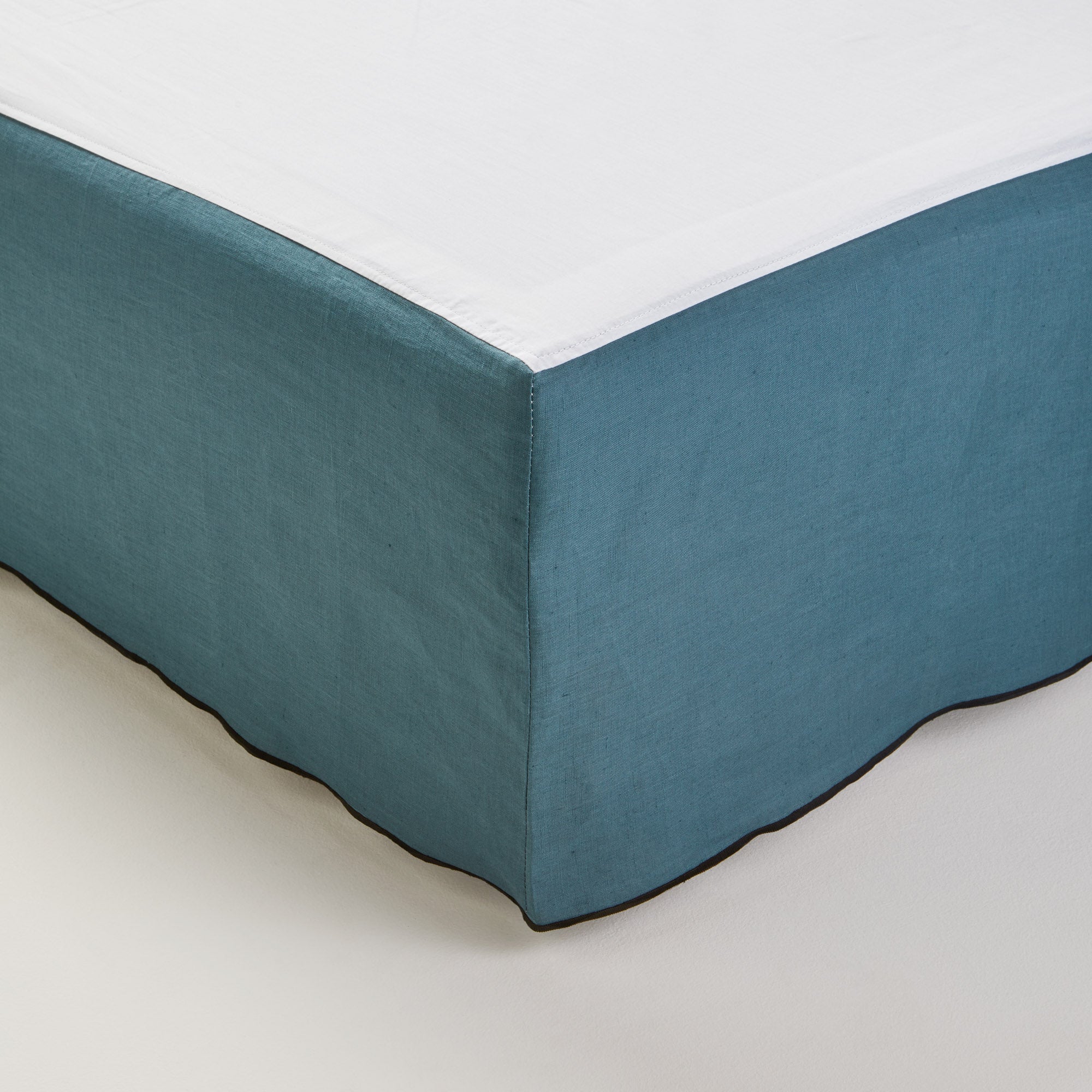 Madura Hoes voor boxspring Carlina olie en zwarte hommels 140x200 cm