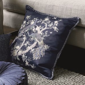 Laura Ashley Sierkussen Belvedere Midnight 50x50cm Laura Ashley Sierkussen Belvedere Midnight 50x50cm