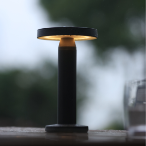 Lighto | Tafellamp zwart solar voor buiten | Oplaadbaar | Werkt op zon Lighto | Tafellamp zwart solar voor buiten | Oplaadbaar | Werkt op zon