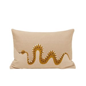 Madura Kussenovertrek Teoti natuurlijke en gouden python 40×60 cm Madura Kussenovertrek Teoti natuurlijke en gouden python 40×60 cm
