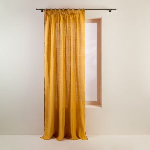 Madura Gordijn Carlina oker en zwarte hommel 135×350 cm