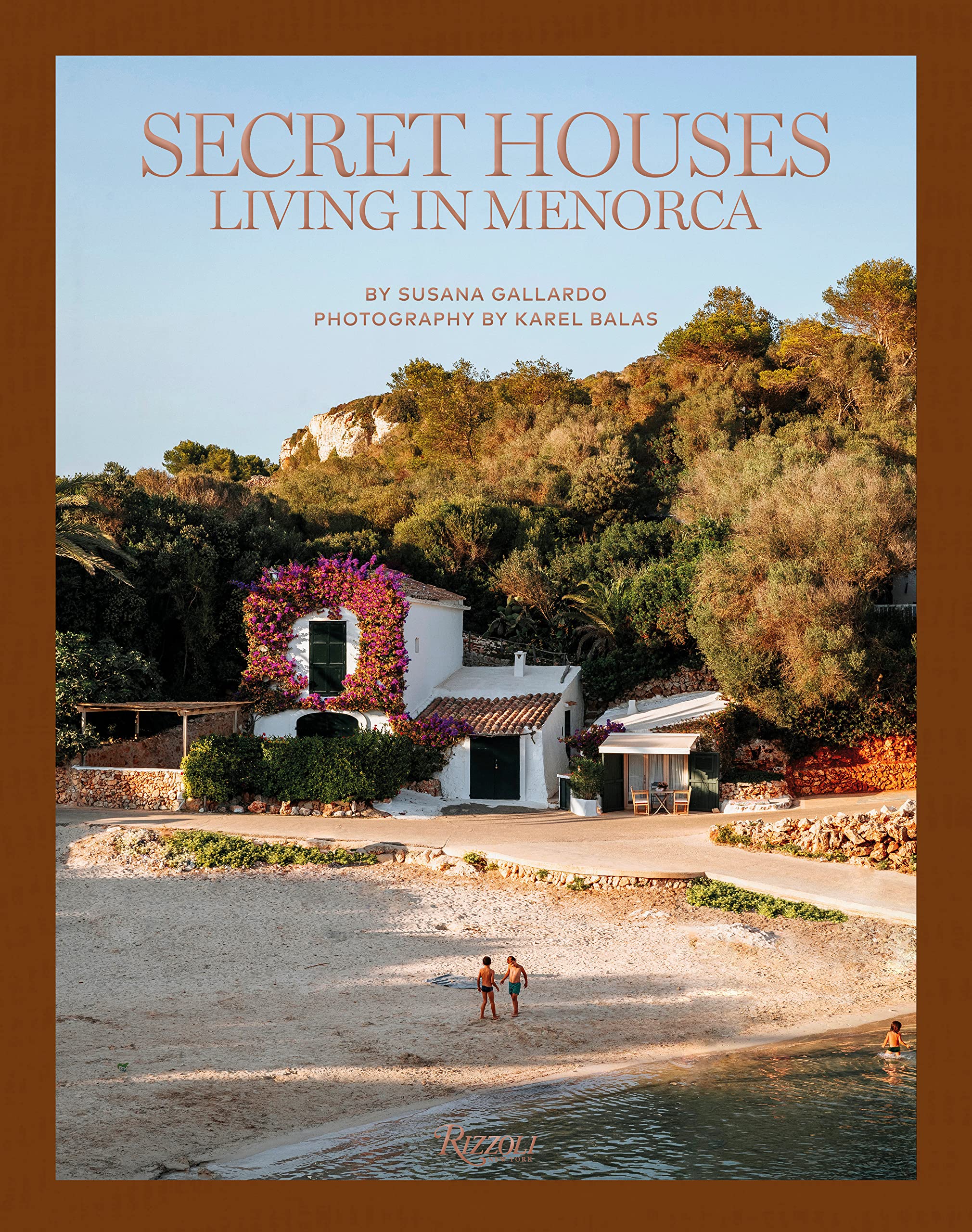 New-Mags koffietafelboek Secret Houses - Living in Menorca - blauw - 2