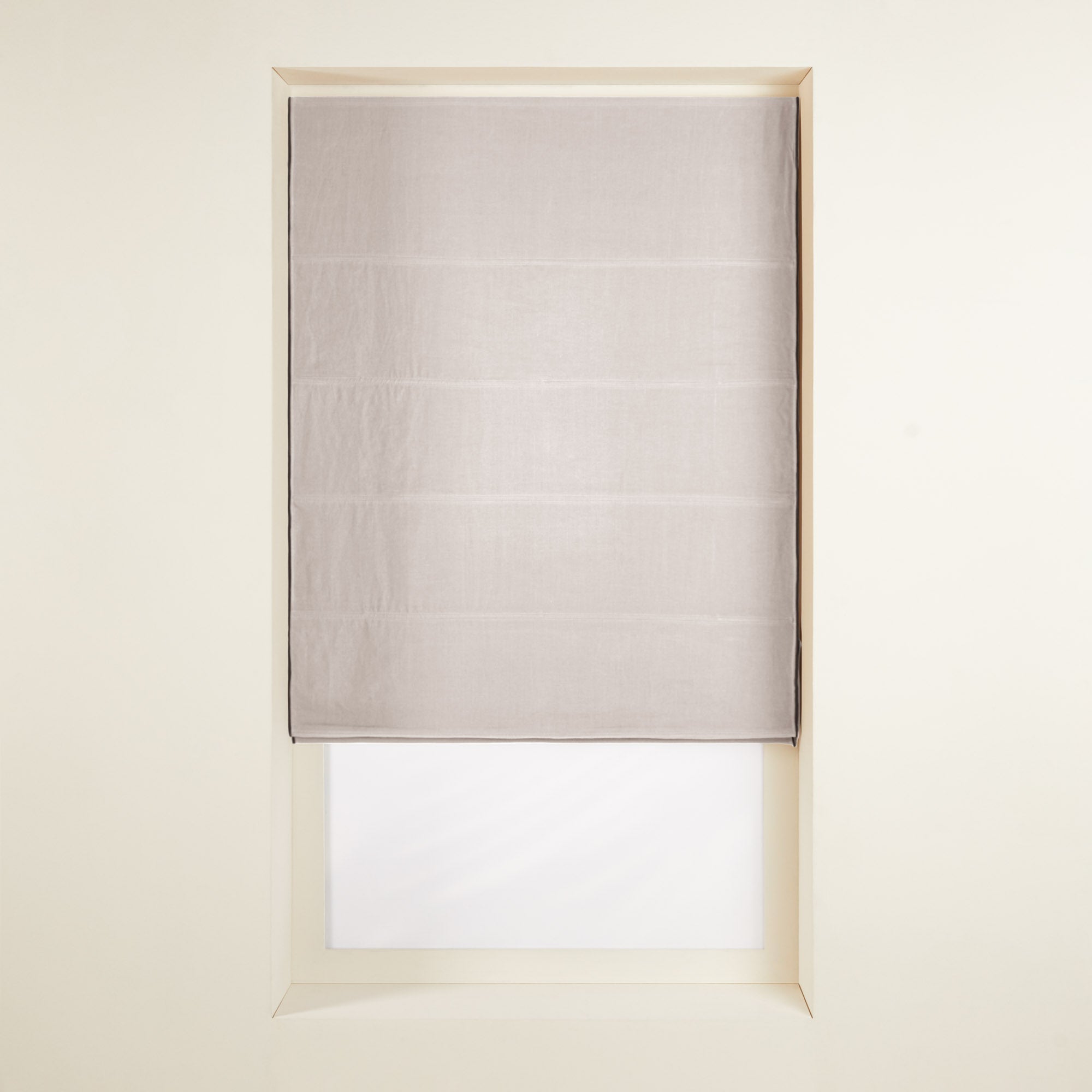Madura Verduisteringsrolgordijn Carlina snaar en zwarte hommel 100x220