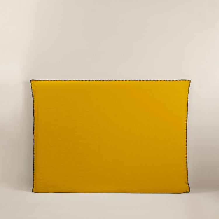 Madura Hoes voor hoofdbord Nino oker en zwarte slinger 150x134 cm