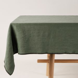 Madura Rechthoekig tafelkleed Nino grijs kaki en zwarte slinger 140×25 Madura Rechthoekig tafelkleed Nino grijs kaki en zwarte slinger 140×25