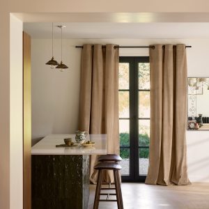 Madura Gordijn Dalila chique beige 137×350 cm Madura Gordijn Dalila chique beige 137×350 cm