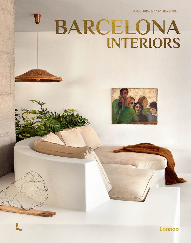 New-Mags koffietafelboek Barcelona Interiors - beige - 22.5 x 2.7 x 28