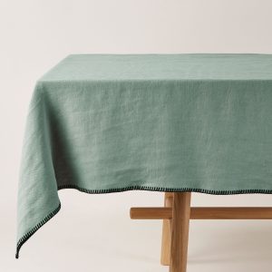 Madura Rechthoekig tafelkleed Nino groen van grijs en zwarte slinger 1 Madura Rechthoekig tafelkleed Nino groen van grijs en zwarte slinger 1