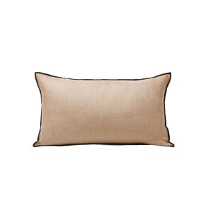 Madura Kussenovertrek Carlina zandhommel en zwarte hommel 28×47 cm Madura Kussenovertrek Carlina zandhommel en zwarte hommel 28×47 cm