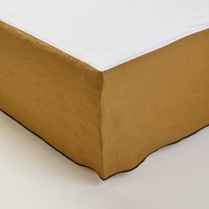 Madura Hoes voor boxspring Carlina bronzen en zwarte hommel 140×200 cm Madura Hoes voor boxspring Carlina bronzen en zwarte hommel 140×200 cm
