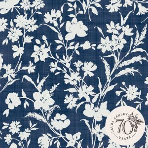 Laura Ashley Vliesbehang – Rye Midnight Seaspray Blue – Blauw 10mx52cm Laura Ashley Vliesbehang – Rye Midnight Seaspray Blue – Blauw 10mx52cm