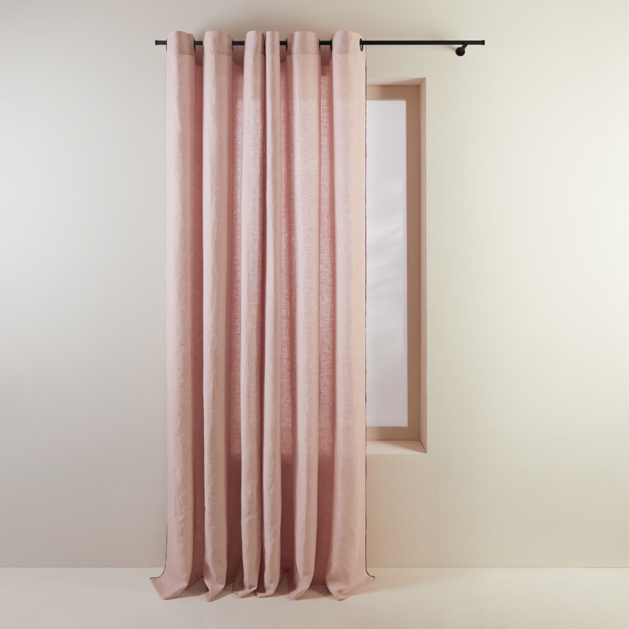 Madura Gordijn Carlina poederroze en zwarte hommel 140x350 cm