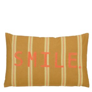 Mica Decorations Smile Sierkussen – Kussen met Kussenhoes – Woondecora Mica Decorations Smile Sierkussen – Kussen met Kussenhoes – Woondecora